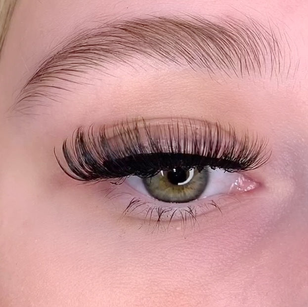 Russian Strip lashes 